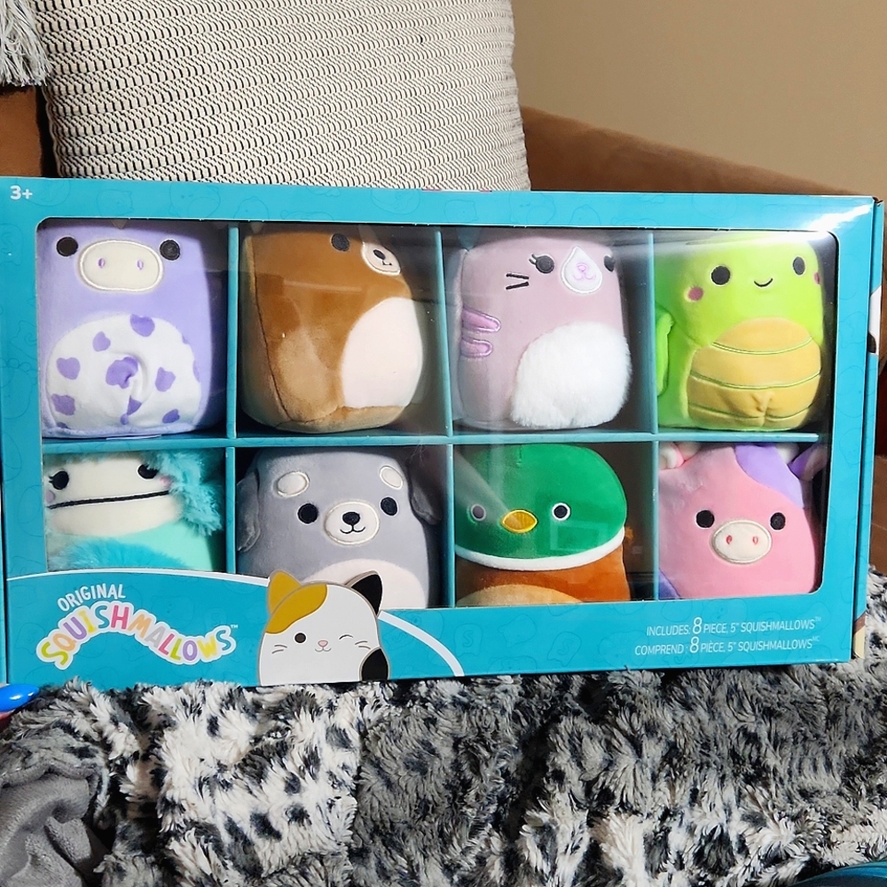 Squishmallow Bundle (8 x 5")